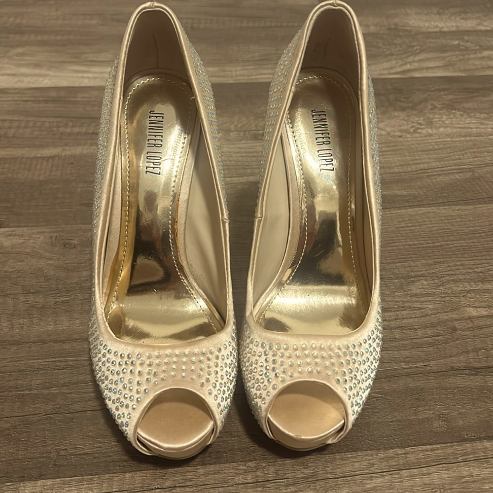 Jennifer Lopez heels